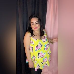 Torrid blouse size 3 brand new with tags